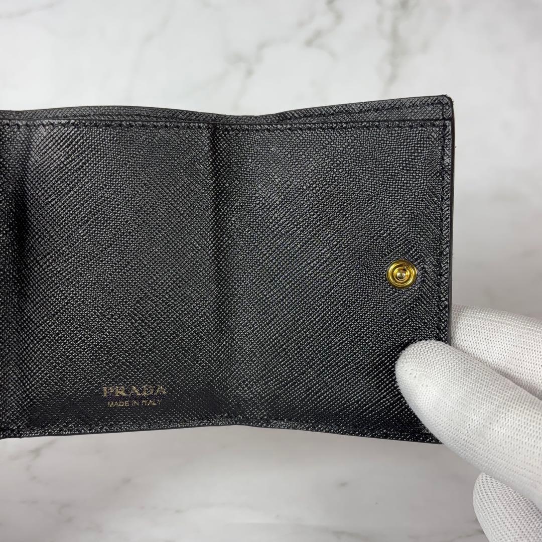 PRADA プラダ 3つ折り財布 コンパクト ブラック
