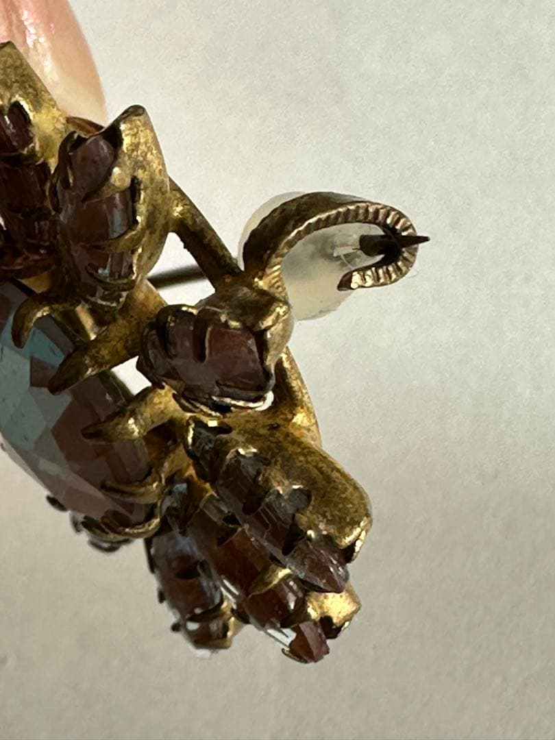 アンティーク　サフィレット　ブローチ