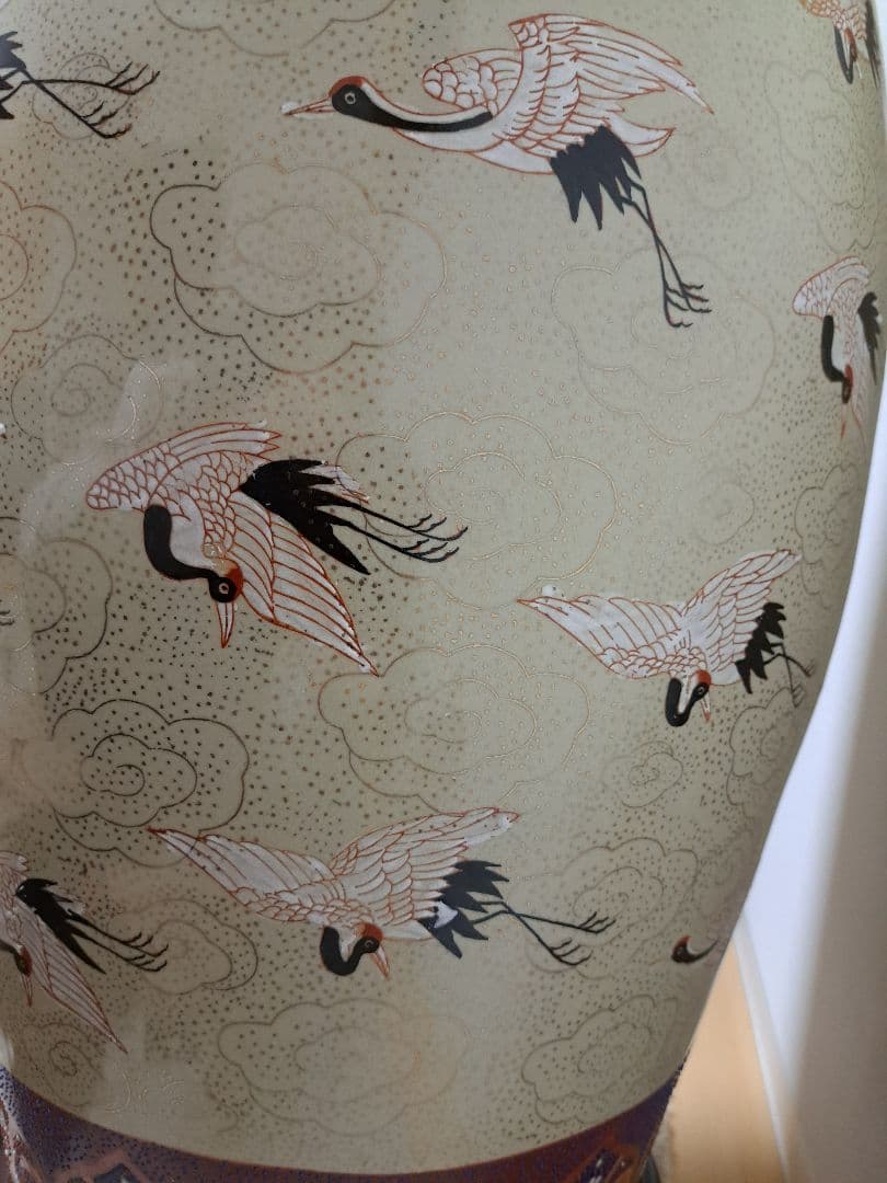 【直接お渡し】絢爛豪華 花口壺 57羽鶴絵 大型142㎝