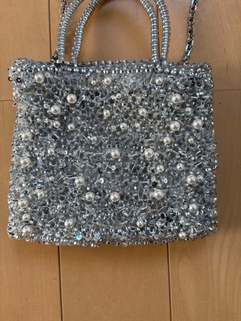 アンテプリマ ペルラグリッター スクエア シルバー