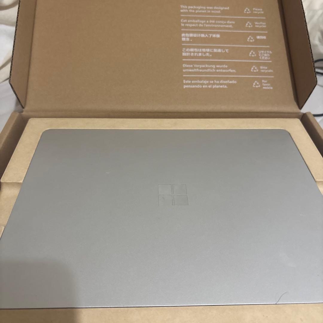 1台限定！Surface Laptop Go2