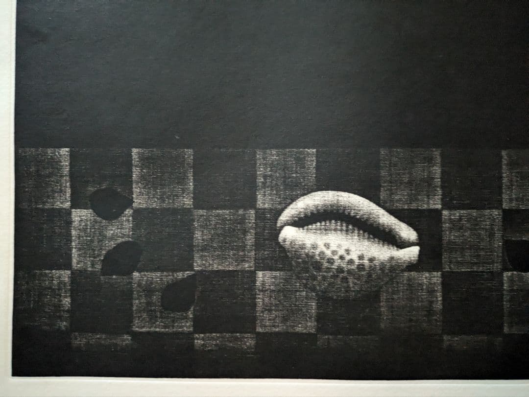 格安k浜口陽三の腐蝕銅版画　“黒”が織りなす静謐な銅版画「シェルズ」美品