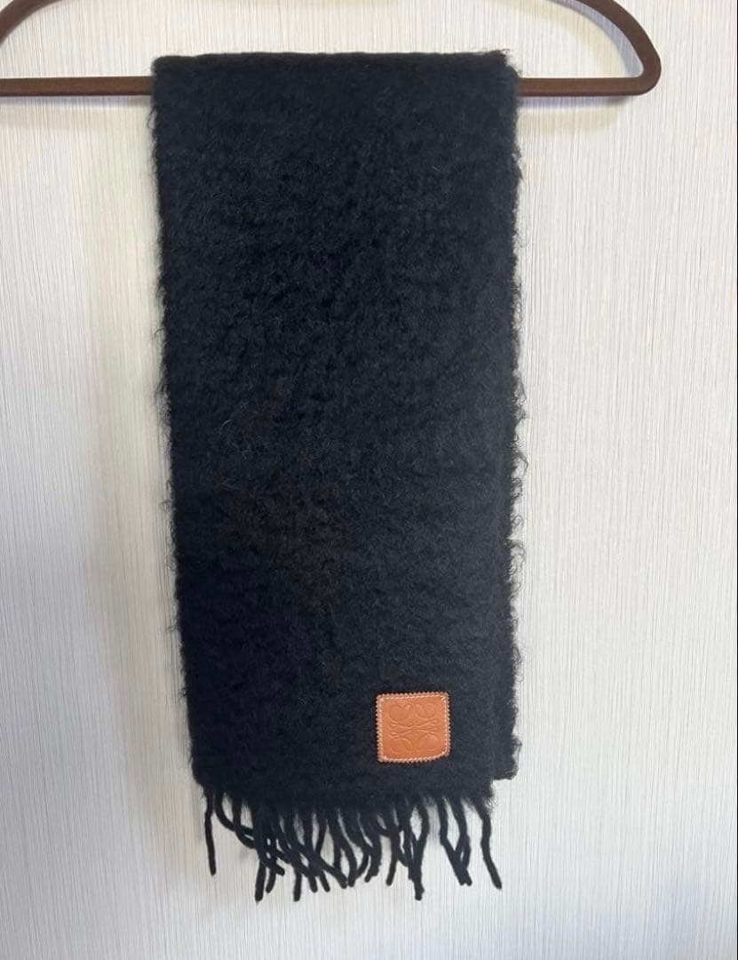LOEWE ブラック モヘア マフラー