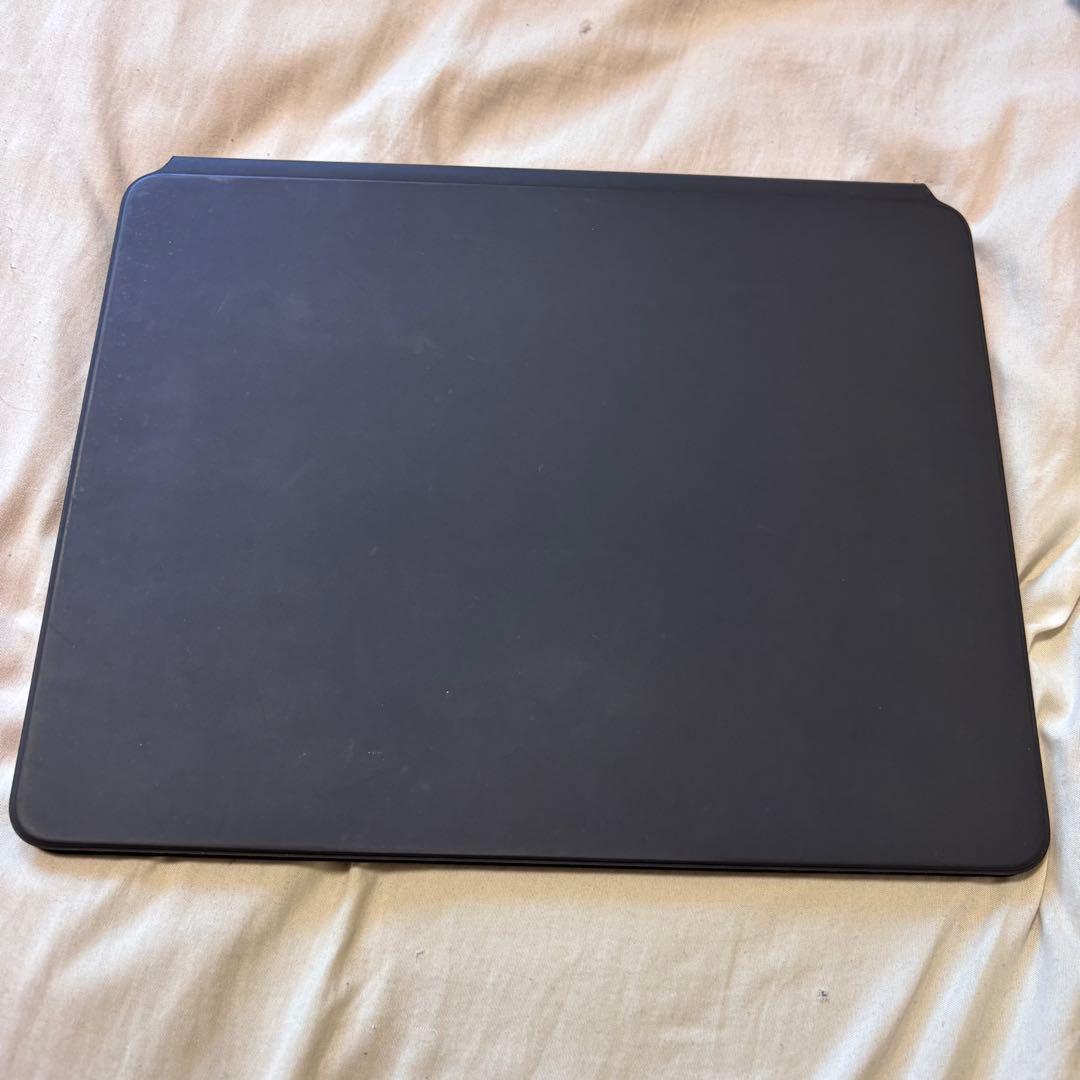 【極美品】iPad Magic Keyboard 12.9MXQU2J/A
