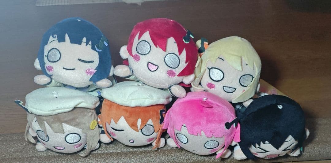 ユ*ウ様 ラブライブ！虹ヶ咲学園スクールアイドル同好会 寝そべりぬいぐるみ vo