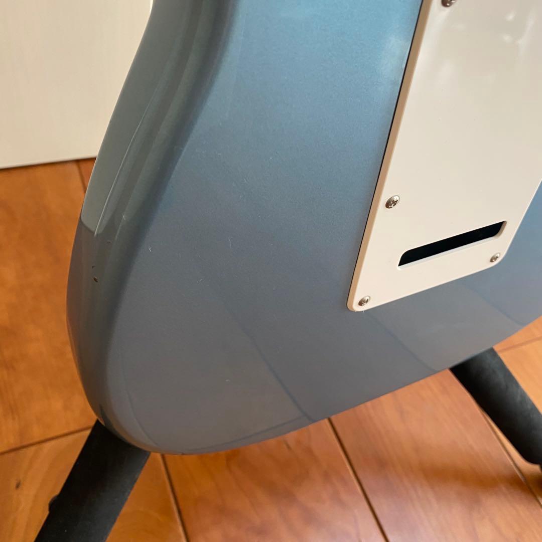 Squier Stratocaster ラージヘッド 水色　ライトブルー