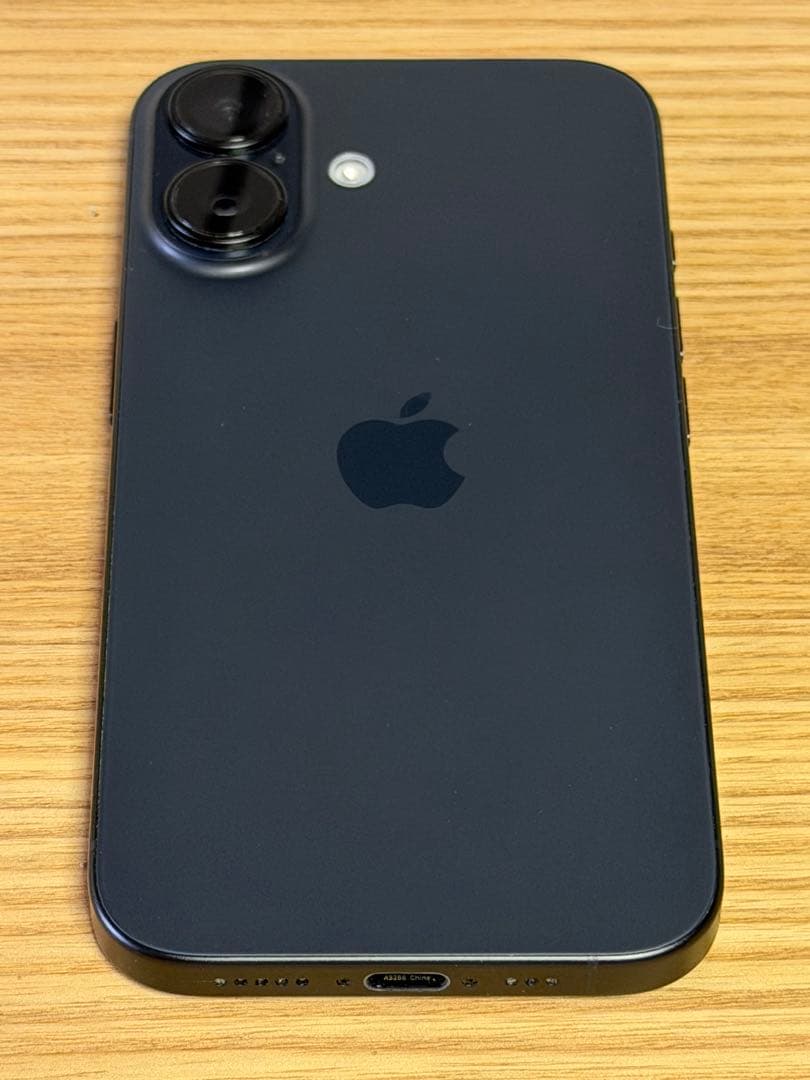 Apple Careあり iPhone16 128GB ブラック SIMフリー