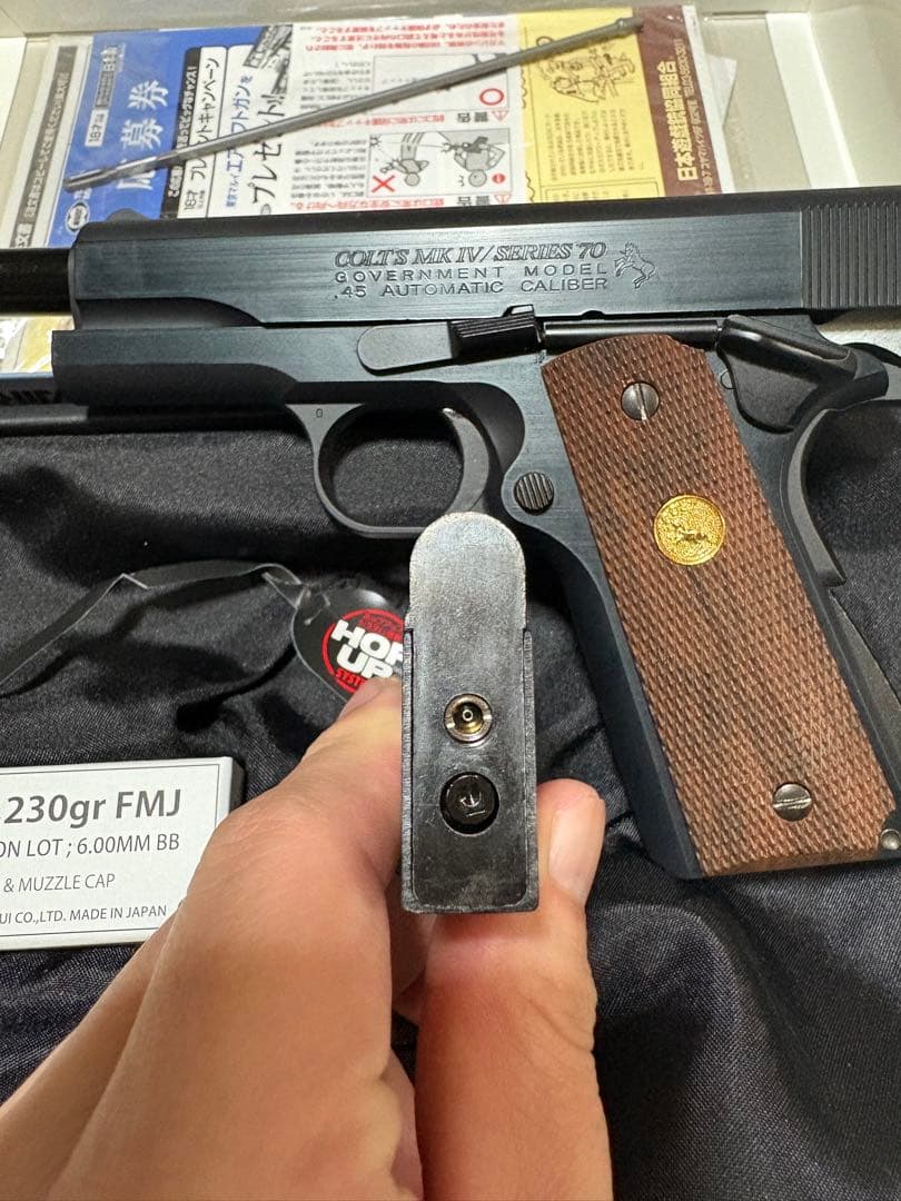 マルイ　コルトガバメント　Mark Ⅳ SERIES 70 ブラックウッド調