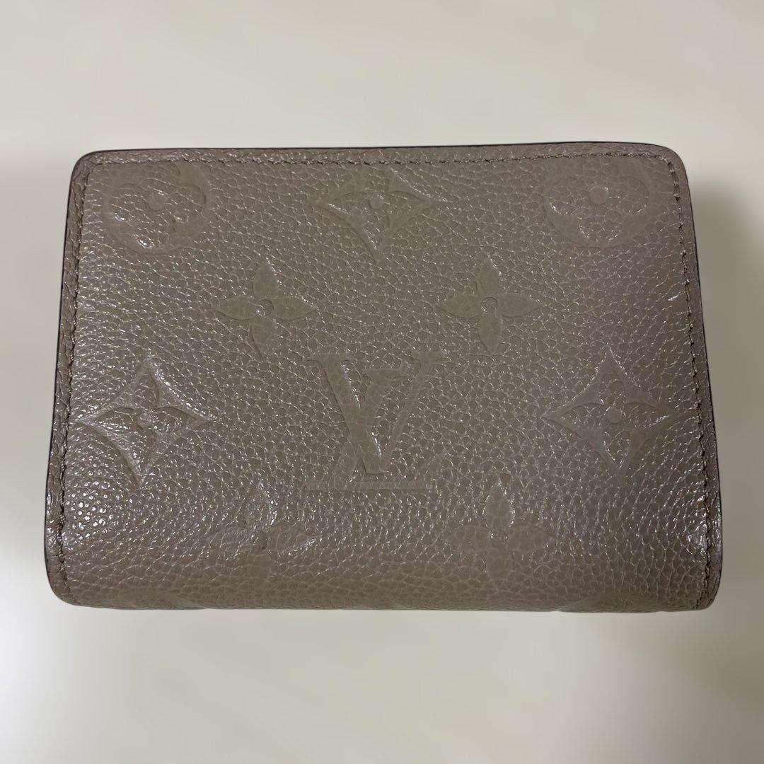 LOUIS VUITTON ポルトフォイユ・クレア トゥルトレール