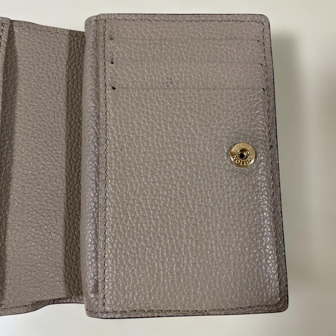 LOUIS VUITTON ポルトフォイユ・クレア トゥルトレール