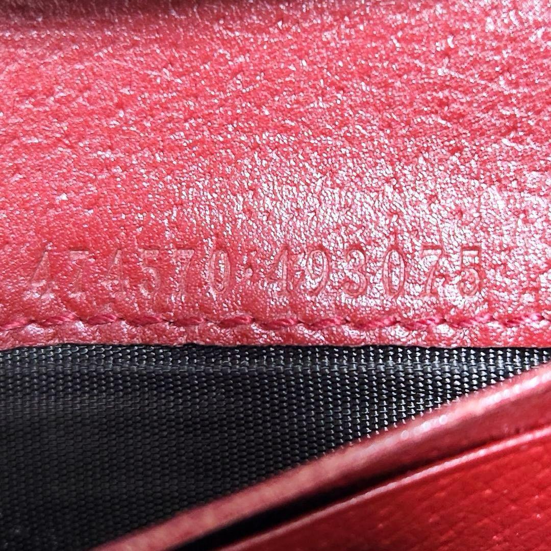 ✨美品　付属品あり✨グッチ　二つ折り　フローラ　アニマリエ　蝶　PVC