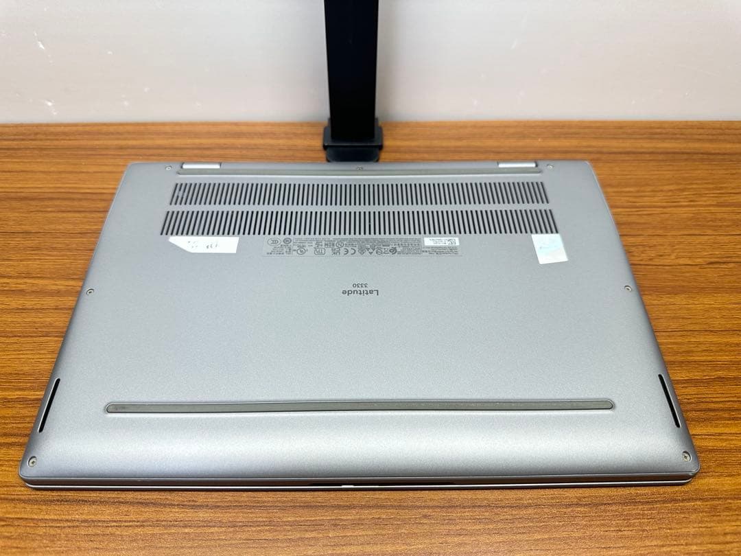 DELL latitude 3330 i7-1195G7 13.3インチ