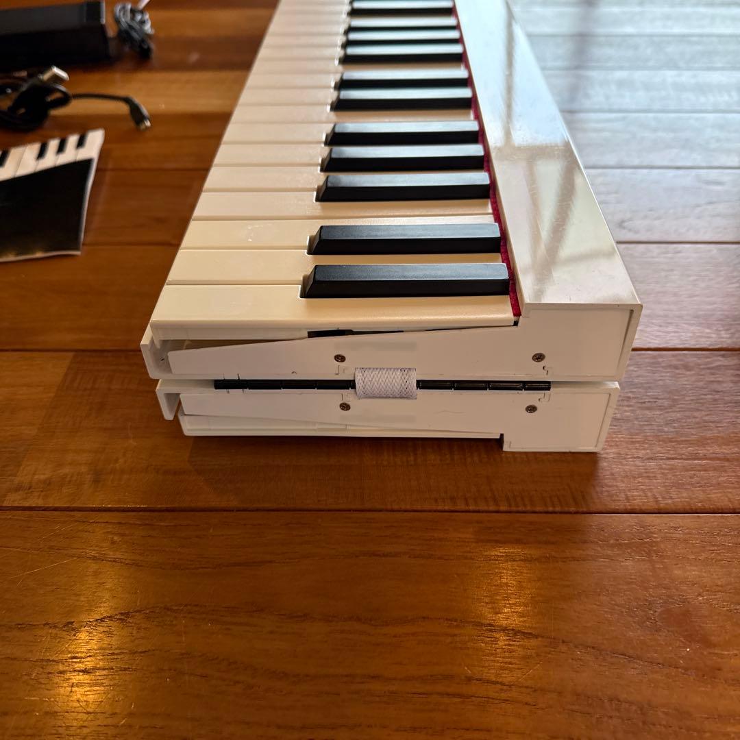 TORTIE 61鍵 ホワイトキーボード　PH-88X 電子ピアノ