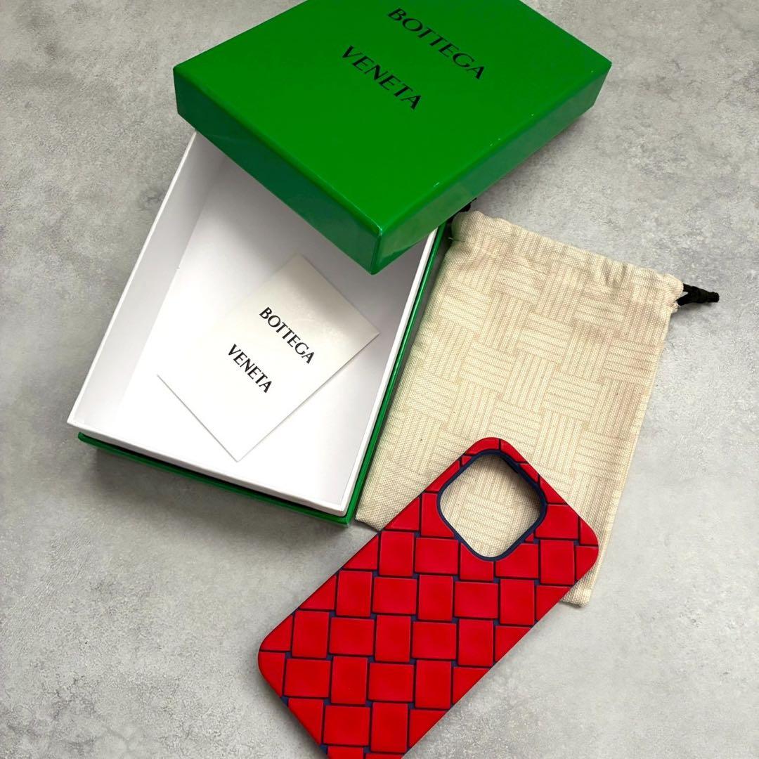 ✨美品✨ボッテガヴェネタ iPhone13Pro ケース ラバー イントレ