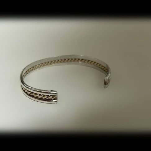 ビンテージ1970’sナバホシルバーゴールドフィルドツイストバングルUSA