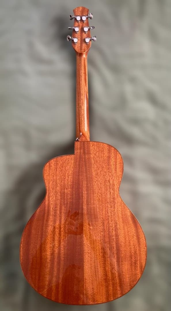 aNueNue aNN-LF23E フルサイズ・センターホールギター(PU付)