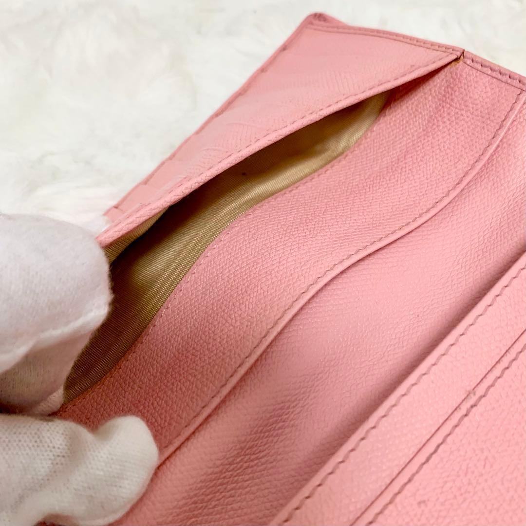 人気色！CHANEL ココボタン　ピンク　二つ折り財布　シャネル