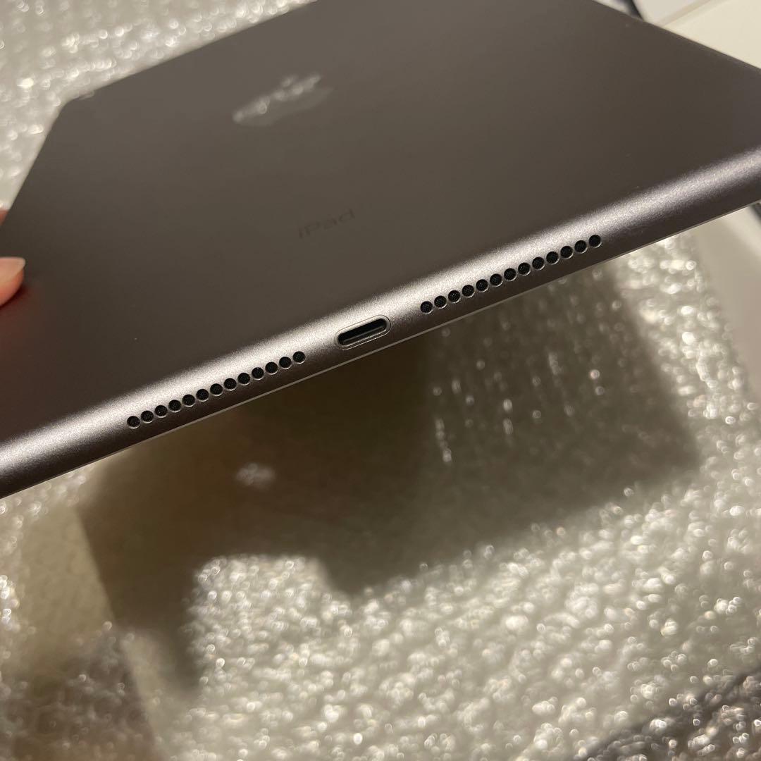 Apple iPad 第5世代 グレー 128GB