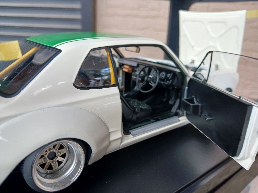 AUTOart 1/18 ハコスカGT-R改ワークス街道レーサー仕様
