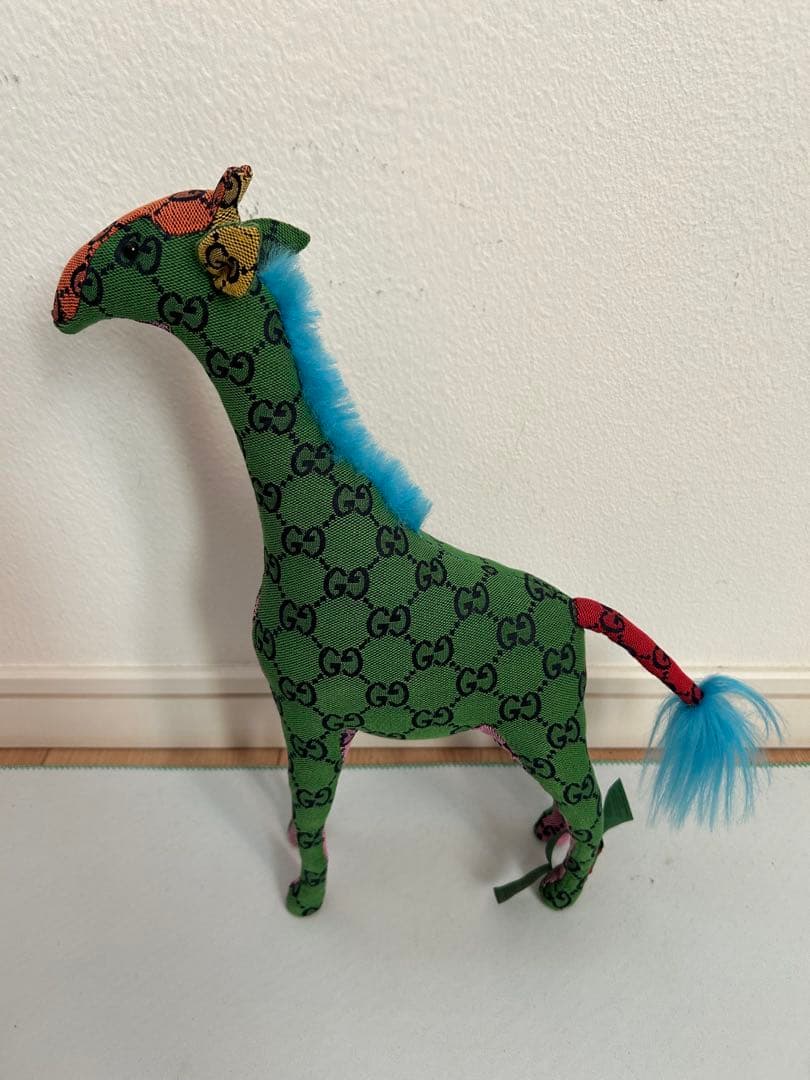 GUCCI グッチ デコラティブキリンGG柄ぬいぐるみ