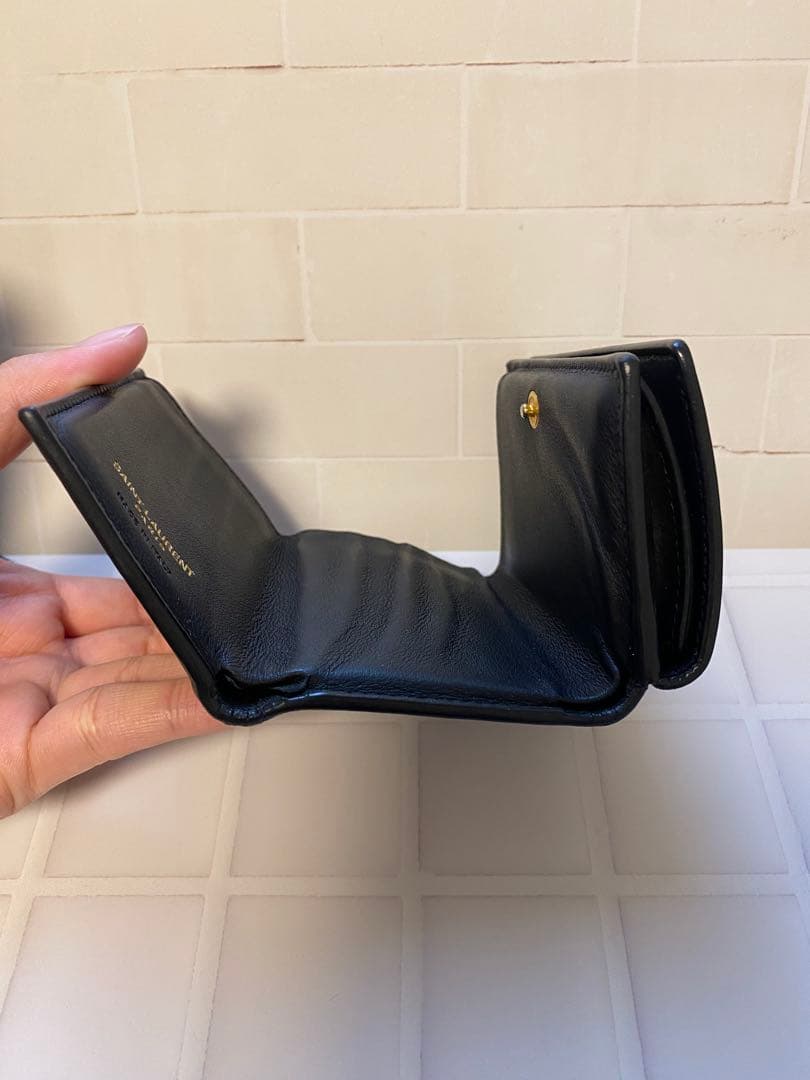 SAINT LAURENT サンローラン ブラック 三つ折り財布