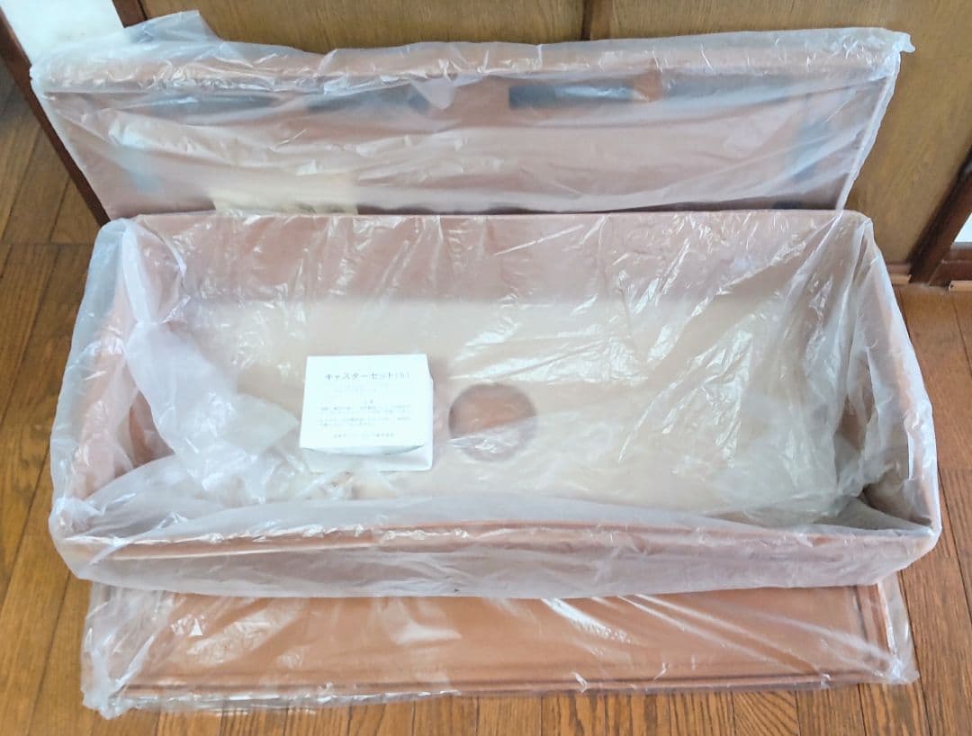 タッパーウェア　ロングスーパーケース　キャスター付きパレット