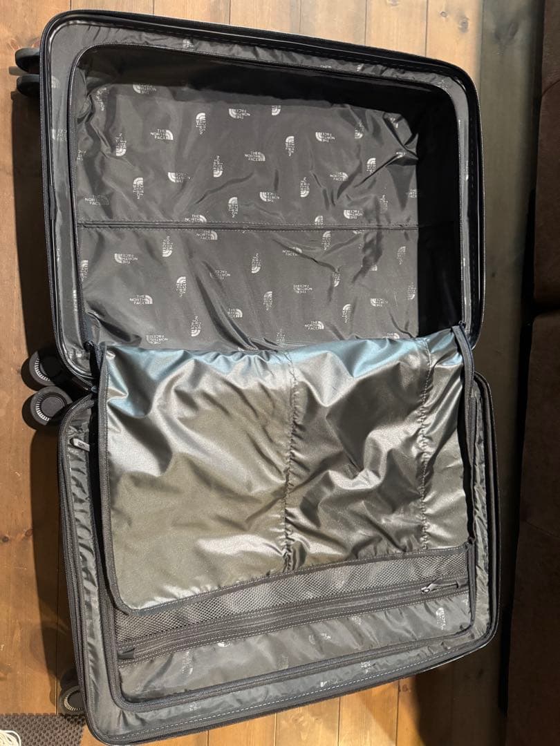 THE NORTH FACE 24インチ　キャリーケース