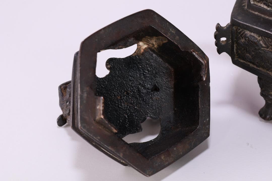 Hidekazu1985　BE808　 瀧本石見　藤原尹次作　三足古銅香炉