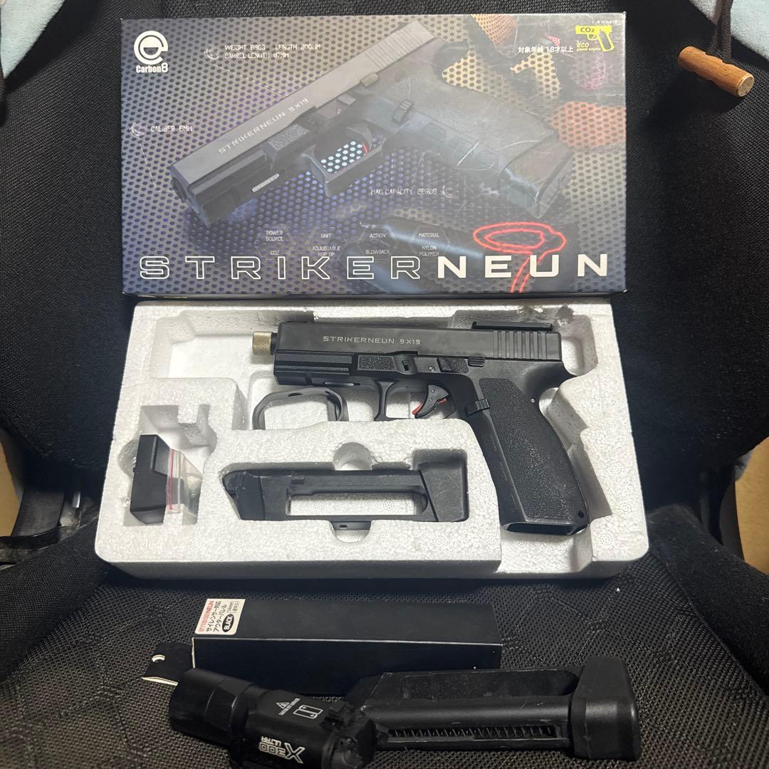 トイガン Carbon8 STRIKER NEUN