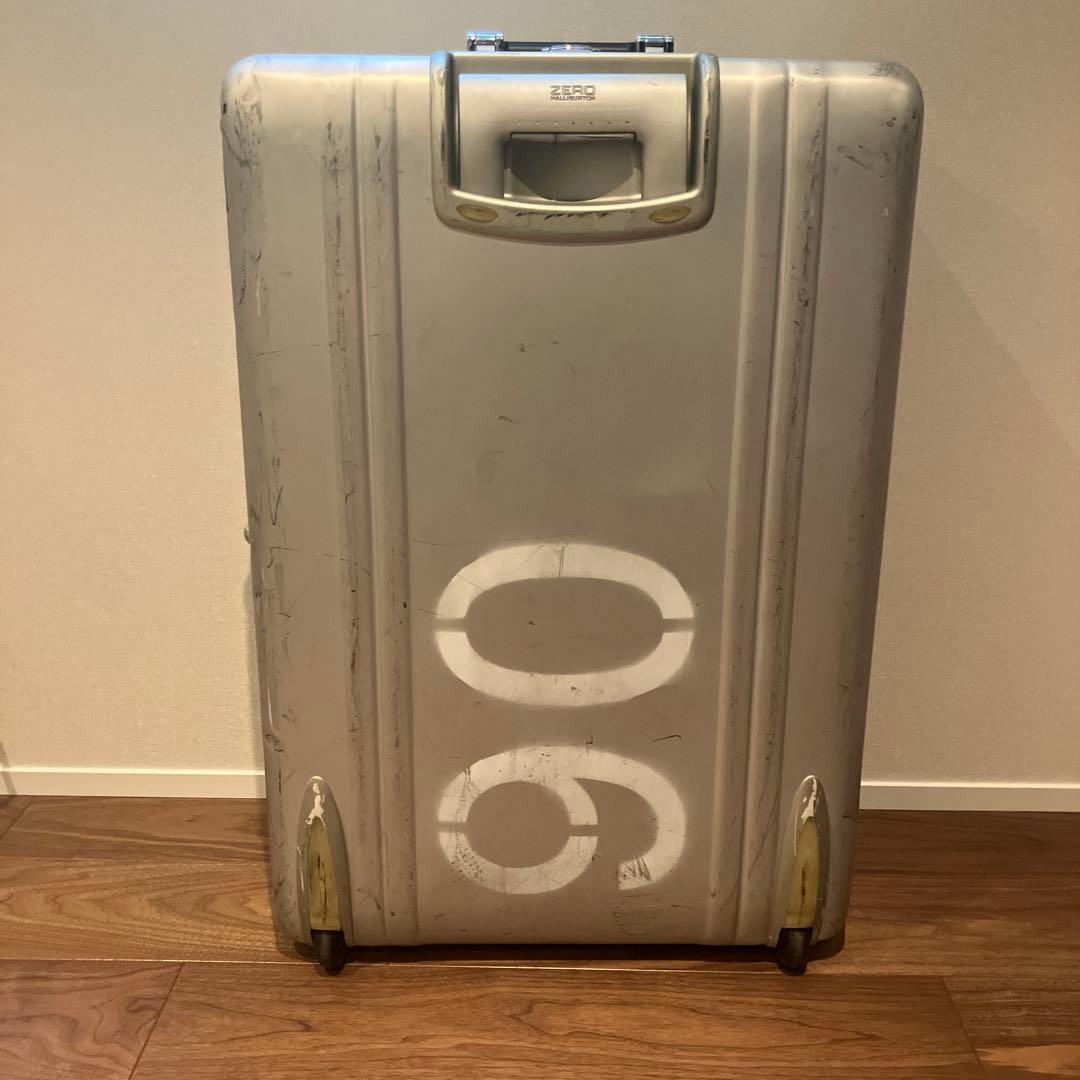 ゼロハリバートン　絶版大型アルミキャリーケース