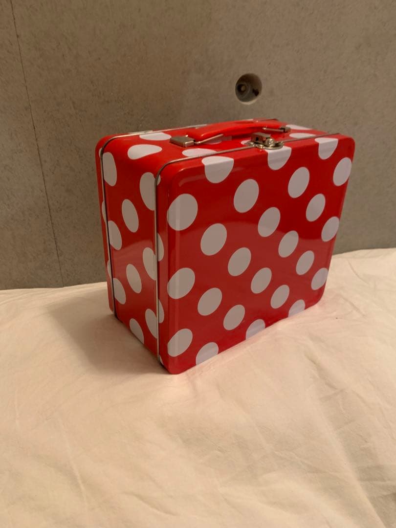 comme des garçons 水玉の金属製ボックス