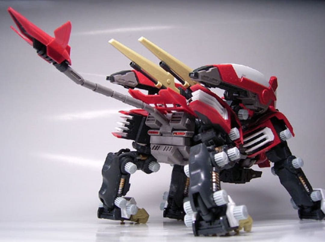 HMM ブレードライガーAB レオン仕様 完成品 コトブキヤ ゾイド プラモデル