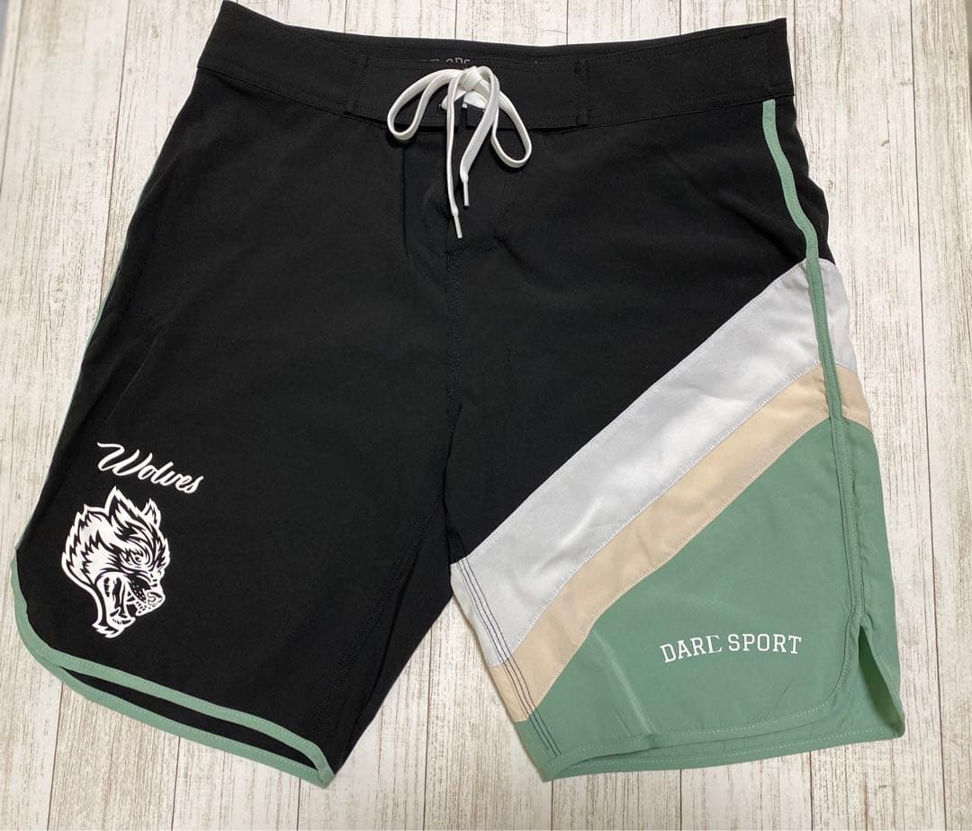 希少 darc sport ステージショーツ 30 in コンテスト