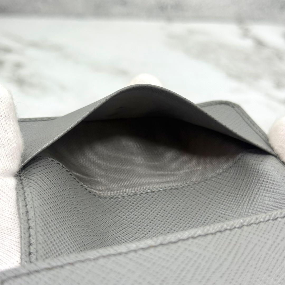 ◆◆mer＊さん専用◆◆【美品】PRADA プラダ 三つ折り財布 サフィアーノ