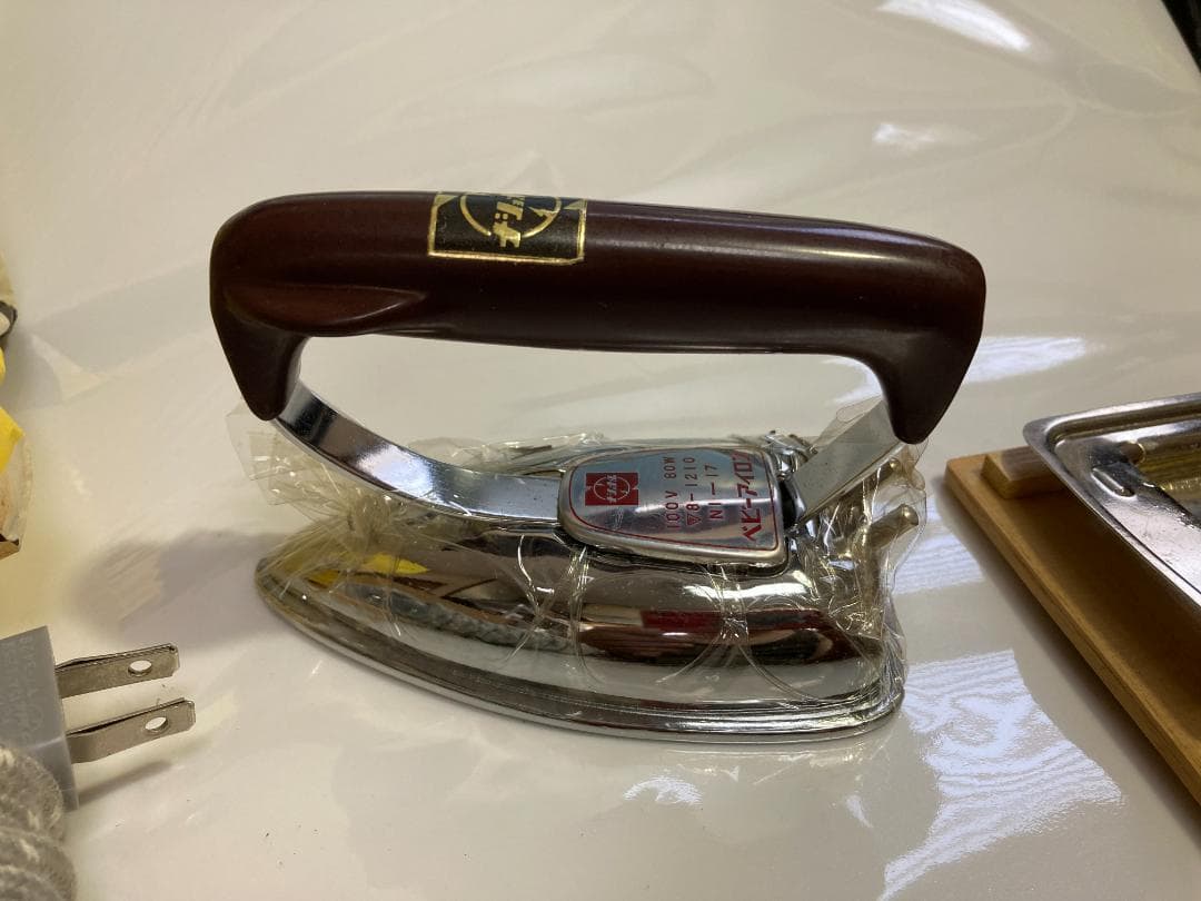 レア物新品未使用ナショナルベビーアイロン（ＮＩ-17）