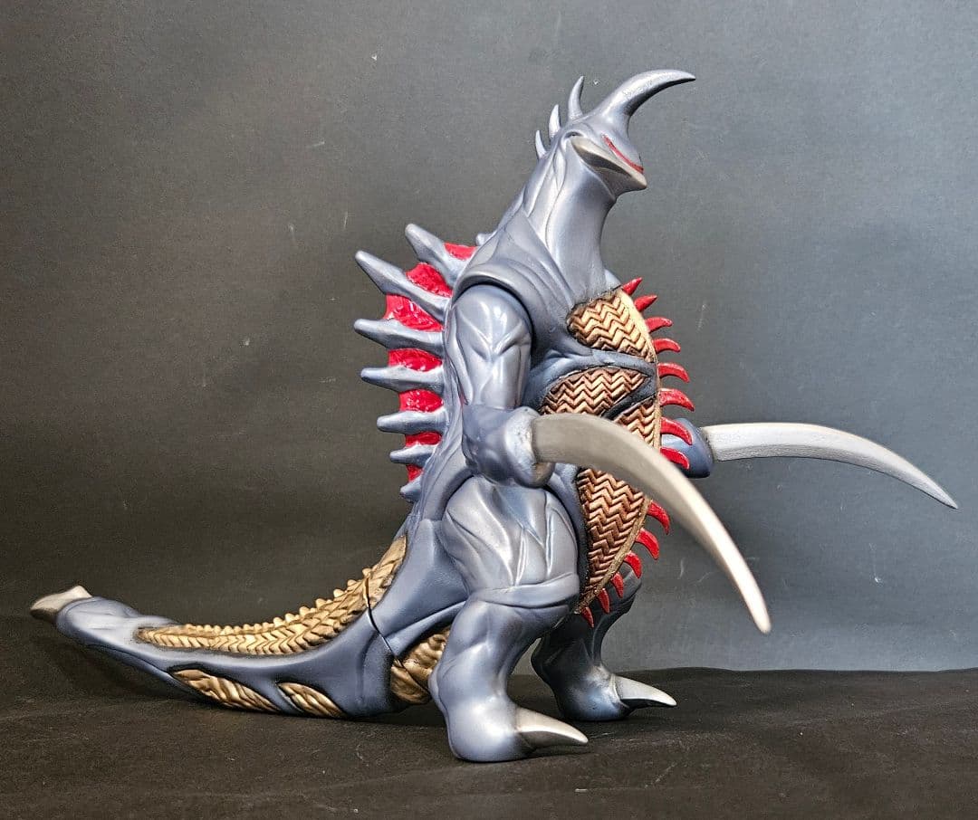 ゴジラ怪獣ソフビ　ガイガンミレース　リペイント完成品