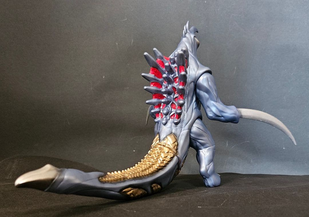 ゴジラ怪獣ソフビ　ガイガンミレース　リペイント完成品