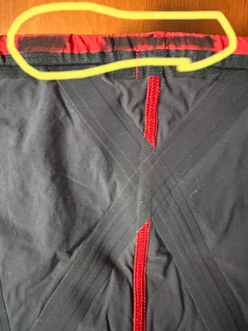 MIZUNO〜ミズノ〜競泳水着 黒と赤