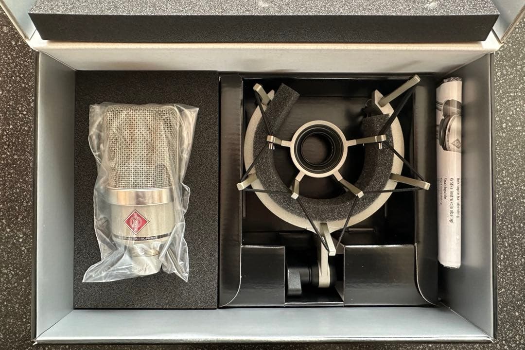 NEUMANN ノイマン TLM 102 Studio Set 防湿庫等付属