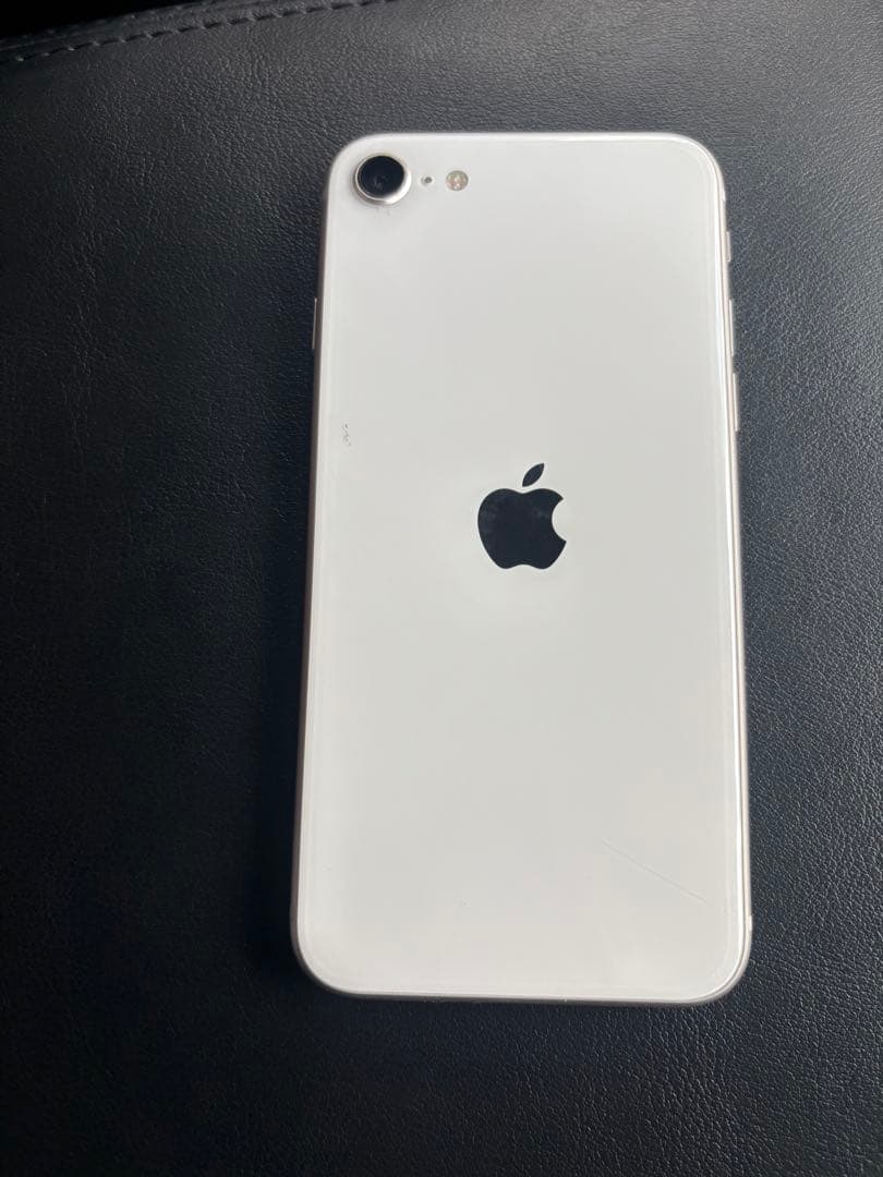 iPhoneSE 第3世代　本体　箱付き 64GB ホワイト　SIMフリー