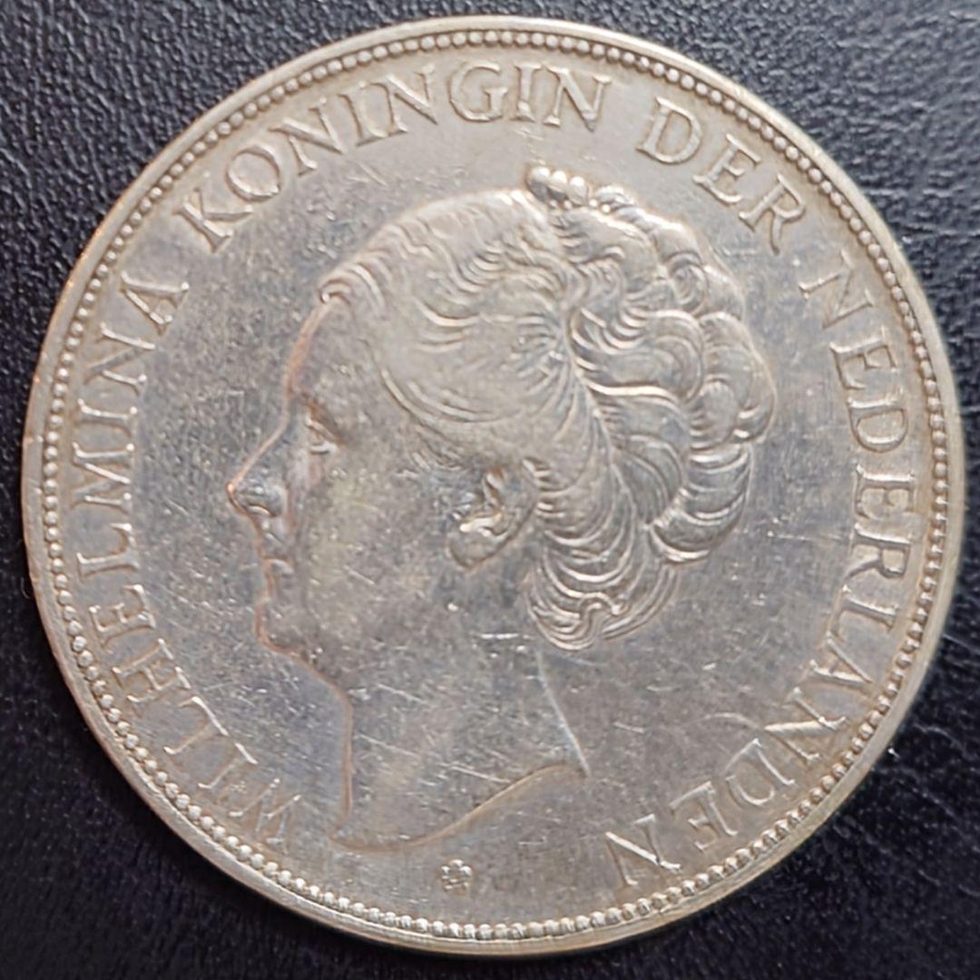 1929年 オランダ銀貨 2.5グルデン ウィルヘルミナ女王大型銀貨 SV720