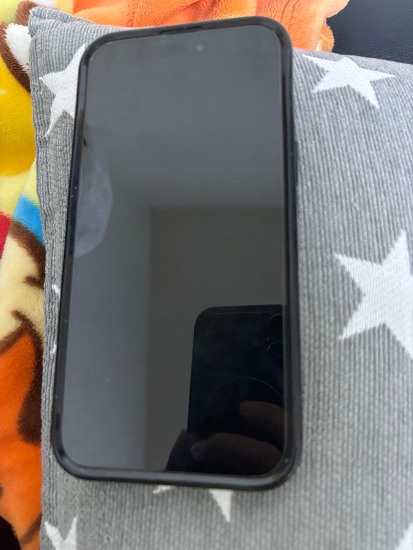 スマートフォン本体 ケース付き