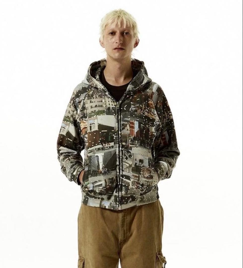 か*ら様 GADIDANONIEM パーカー　kohjiya着用