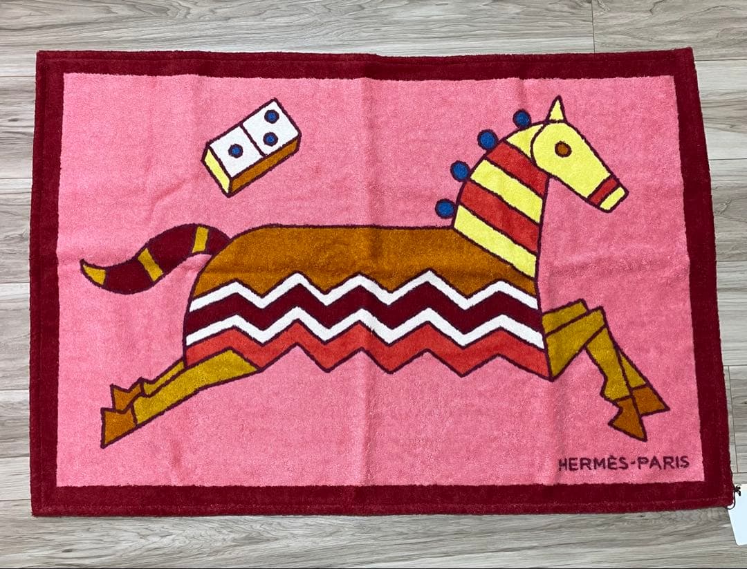 エルメス ビーチタオル バスタオル 64cm x 94cm 未使用品