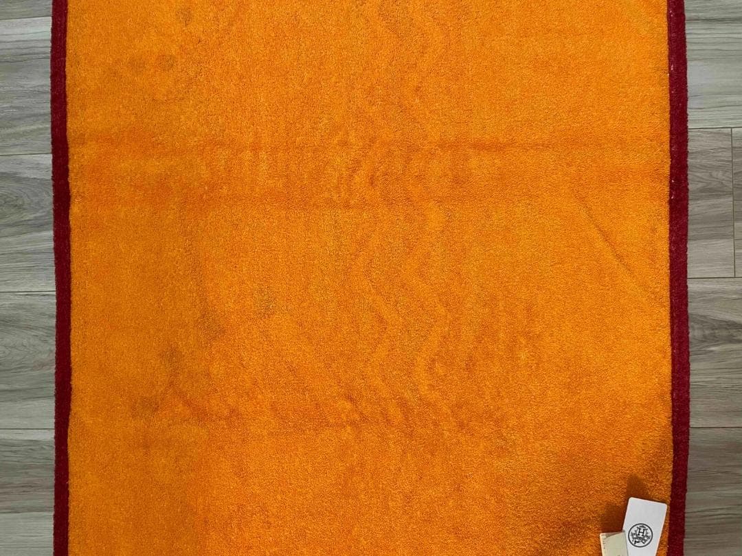 エルメス ビーチタオル バスタオル 64cm x 94cm 未使用品