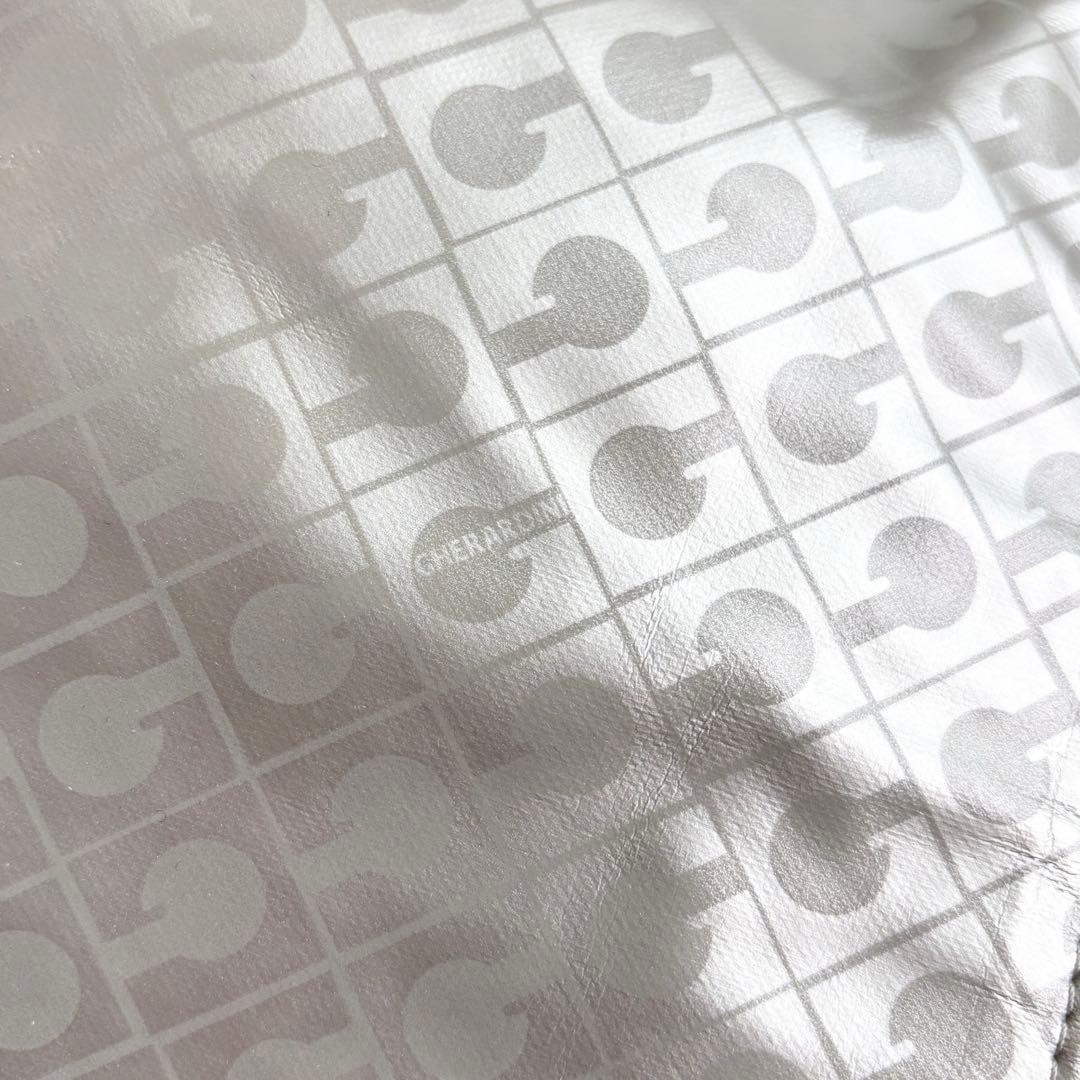 美品✨ ゲラルディーニ ショルダーバッグ ソフティ レザー ポケット ポーチ