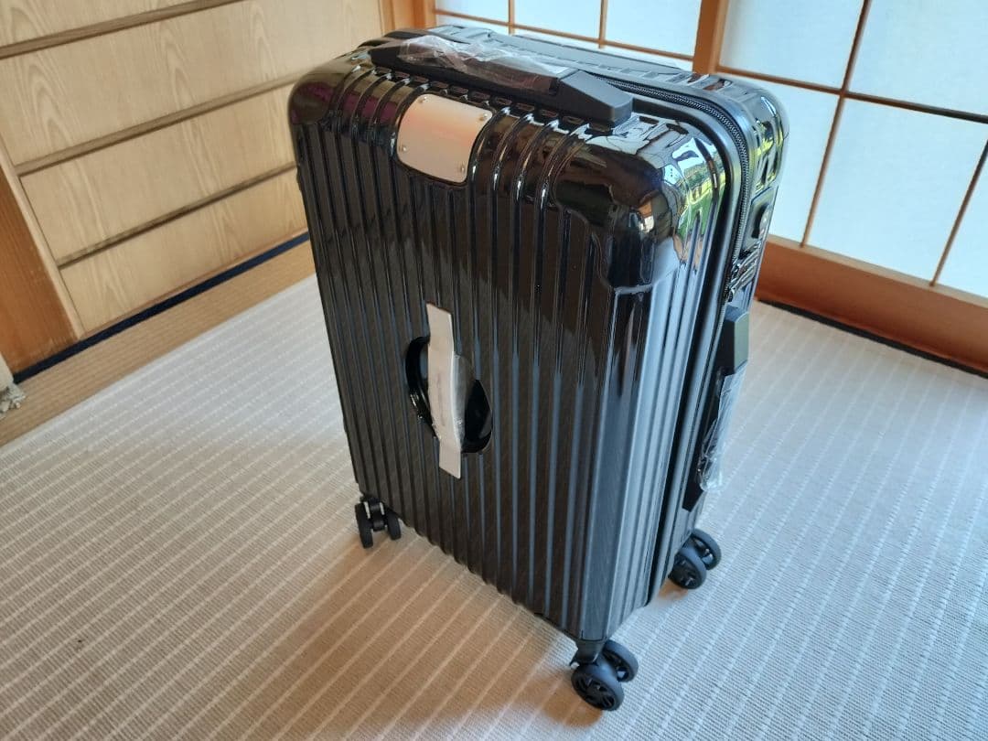 【新品未使用品】ポルシェ スーツケース TSAロック 機内持ち込み可能