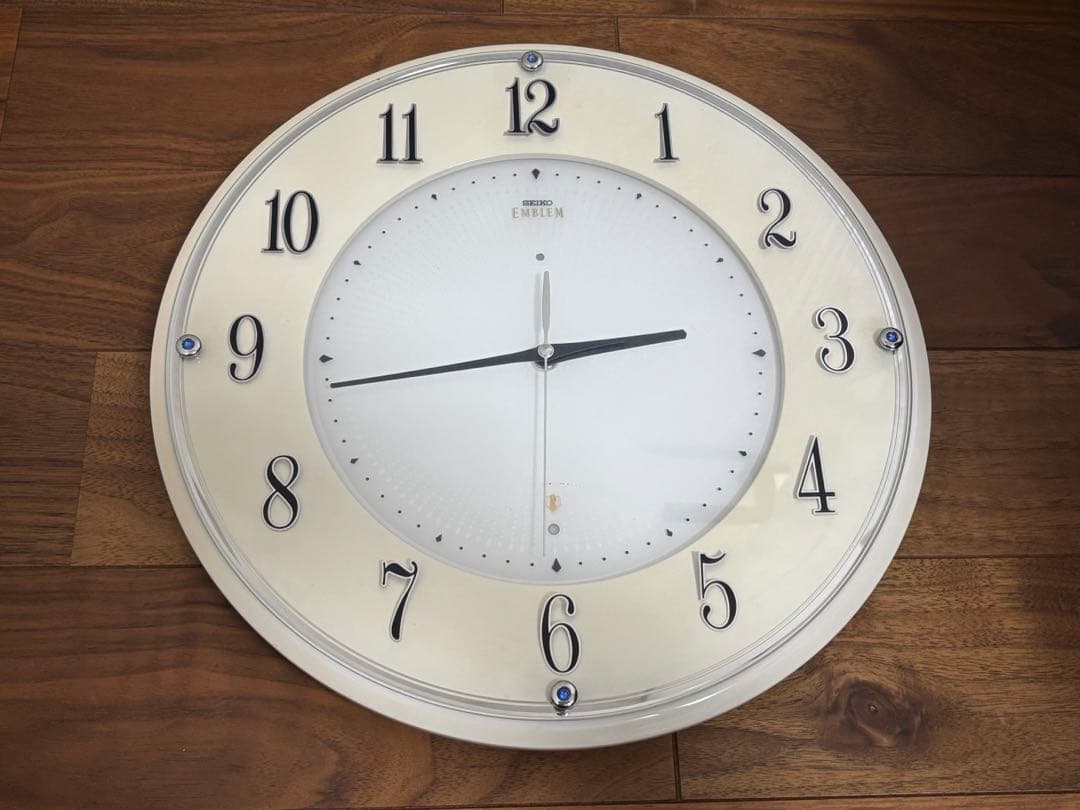 SEIKO　壁掛け電波時計　HS543W