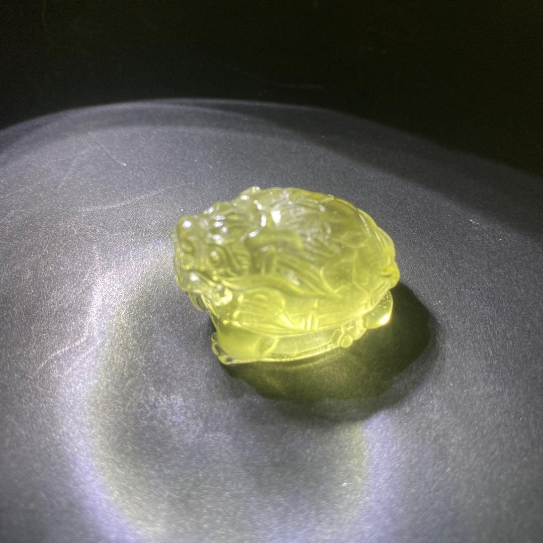 リビアングラス　龍亀(ロングイ)