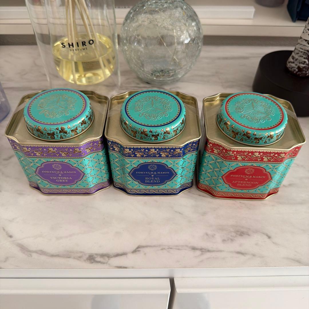 FORTNUM & MASON 日本未発売　3缶セット　年末年始購入